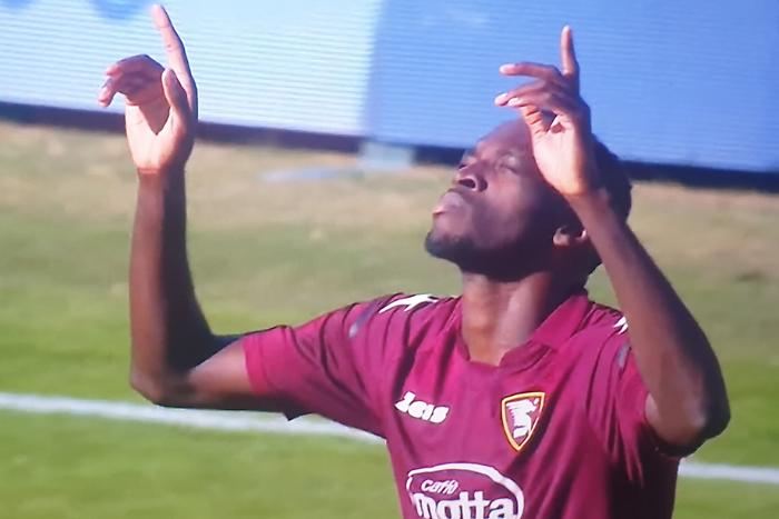 200120193-2514d3c7-705b-4b7f-9364-5d371f78a115