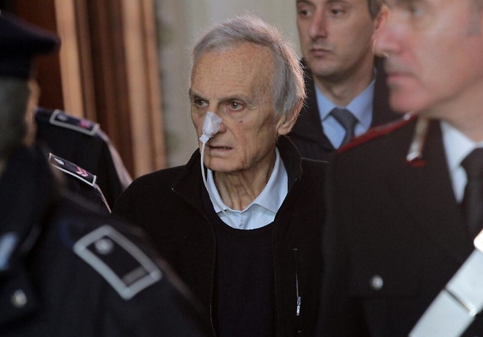 121724933-13c948de-4deb-45be-9801-08148cb0f209