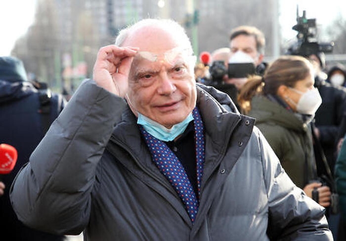 103610040-93117326-82d9-4c02-a241-1b5ac2ef645c