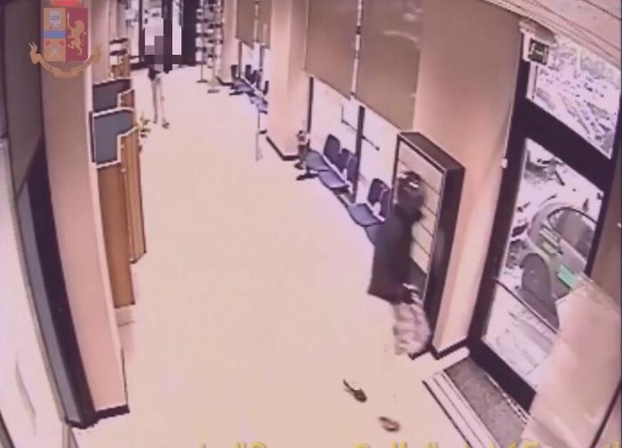 115834768-895bf50d-489a-43f6-abdc-e31b5a582855