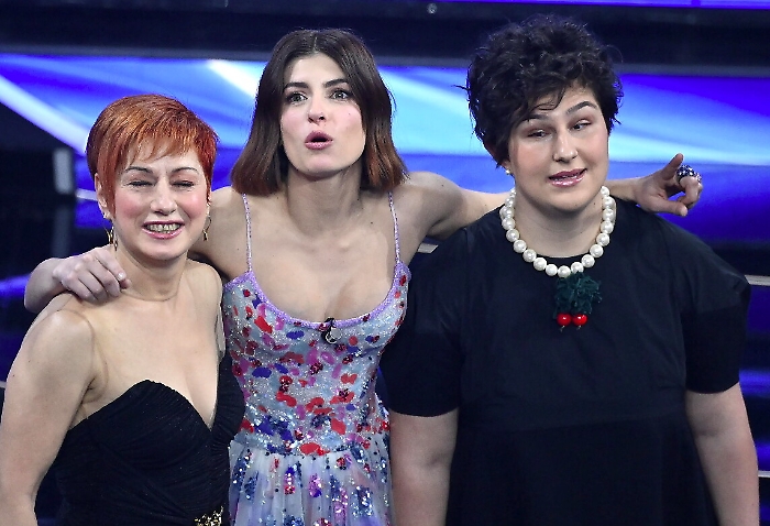 010334857-08ed109a-a2e5-407f-8280-6f6f1c20980f