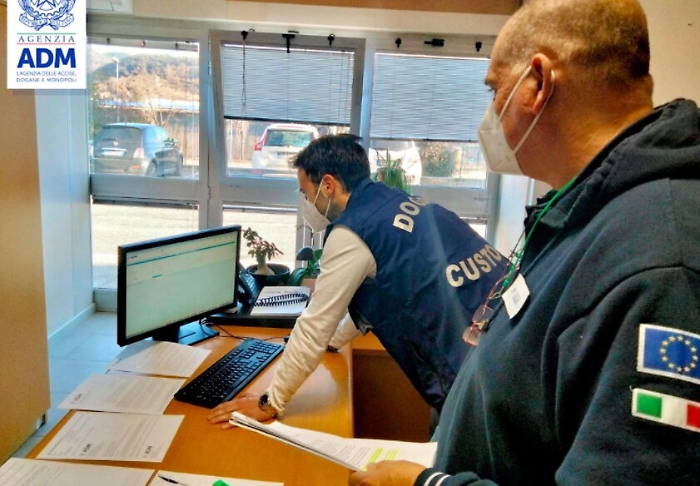 144543695-1d5ed2ff-63a7-4b62-b9c6-5c8f2005649f