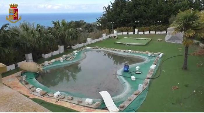 150304005-ec5a0f75-9acf-446b-ac1a-a957322ce59d