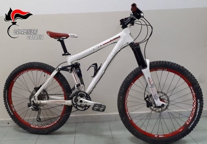 100848106-84409d7c-2296-4e20-b0fa-79afc95a5918