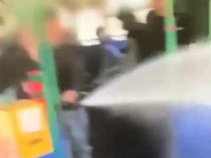 190653635-bd7ecb43-1869-4b82-a04d-46a094f1ae65