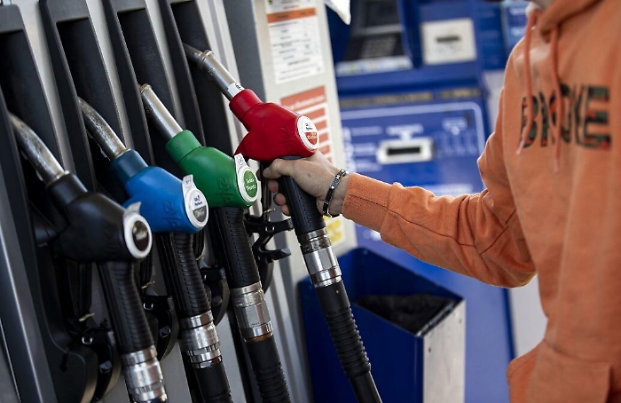 091652333-1cfac81b-55a1-4620-8a7b-12b5885ea61e