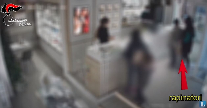 093942370-63ce20d4-d3ed-48f9-8755-512cbb9a6413