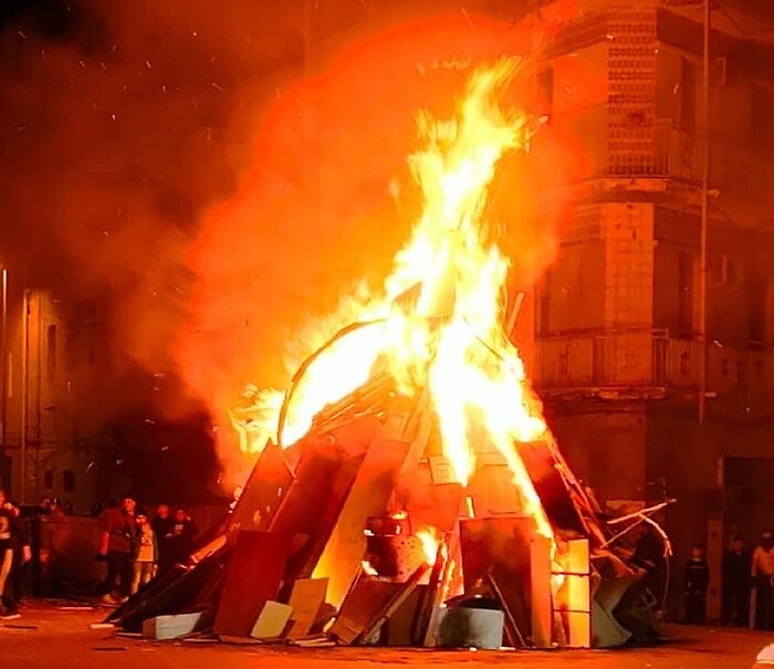 102449800-8be2591e-d484-47c1-a962-ae5f1c2e8018