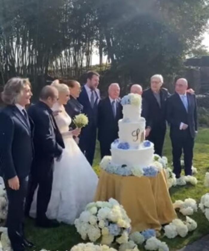 104034319-8787b16f-0cc6-45f7-869b-a9b5375f3343