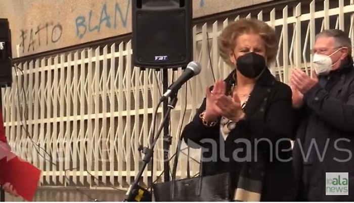 094544335-1956871e-e898-42f6-a9e9-ac72ab27399c