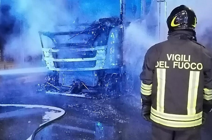 151109925-ec4cf849-0346-4d3c-920a-98ea46b1ee37