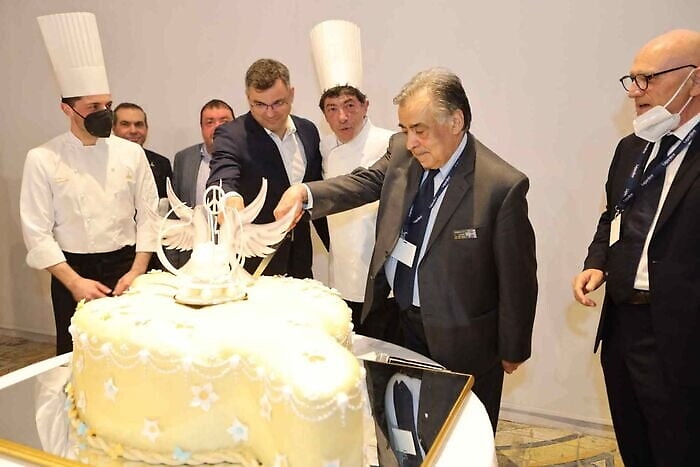 125732707-e9cd8c35-7d15-4a9f-82d2-1b3f2a326610