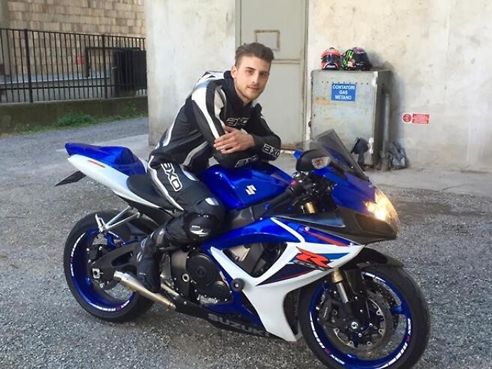 183458572-aac716bf-2c01-4f8e-b367-9c3a626213d5