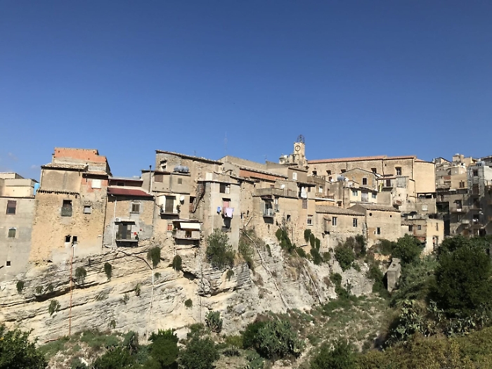 100910221-b6fef6e1-68c7-467c-8979-ce00e1d34846