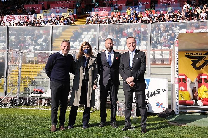 2022-04-16_116307391_1650110246065