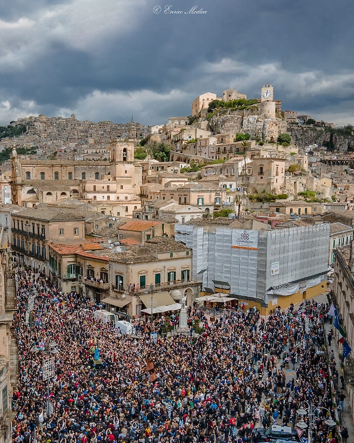 165202013-72e8f90f-ed9d-4620-b89b-cd9ab9c15df0