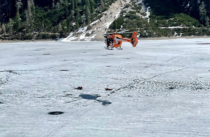 101726355-2a02d5c3-1e73-47be-b79a-1f18b01f83aa