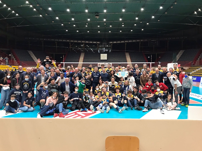 075128875-4cca0bd6-d84b-40e9-b0d9-cca05717675c