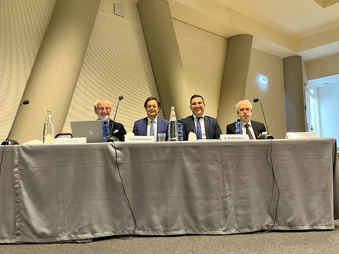 081813741-b2fefbee-6546-488d-a3a0-7f463b5995ea