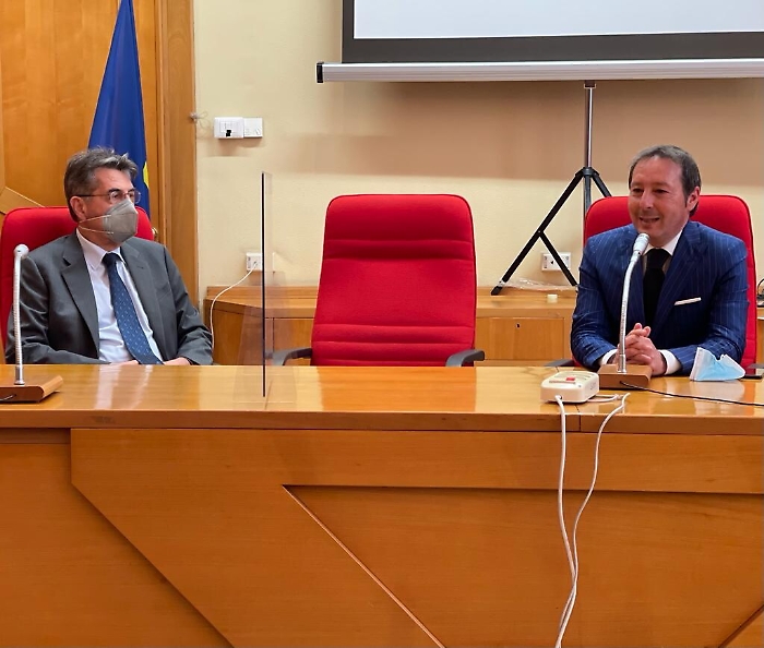 151049292-46d4e412-f0cb-4ad3-8391-ad733f16b063