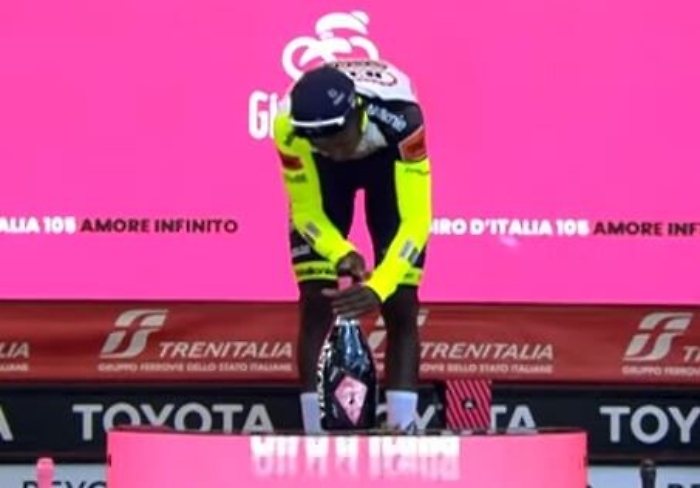 174358348-ada32a8a-60d4-4c67-9a3c-9e5b18c55275