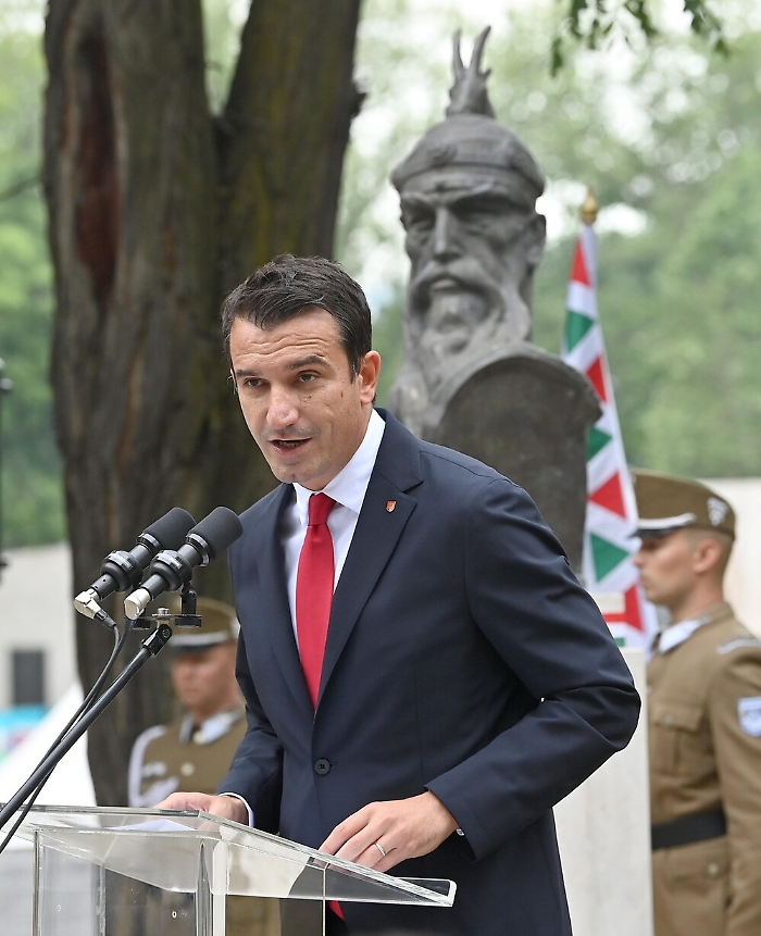 2022-05-21_121346095_1653139317573