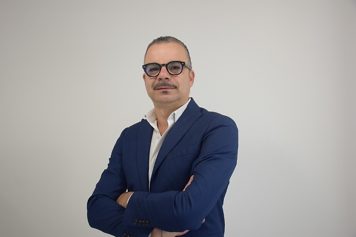 112547335-6ed182a0-1531-438d-9ad2-ebc4e9fdca89