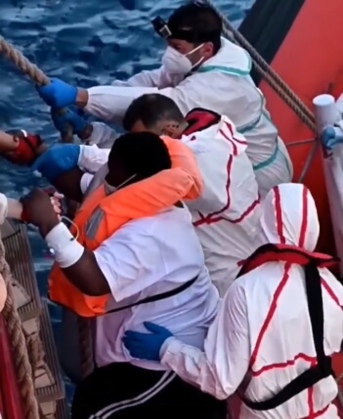 145738821-4fdcdd69-95ea-43b8-8835-f9ce527cc877