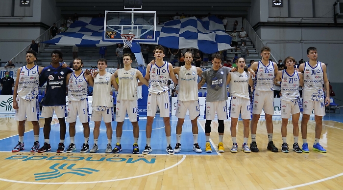 084434107-00964319-cded-4b92-8752-1eb88b319ffc