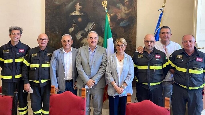 090838559-198511e6-b86d-4f56-aaf1-a9676b519238