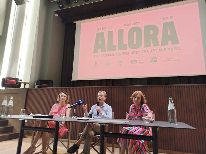 2022-06-21_121355166_1655802934351