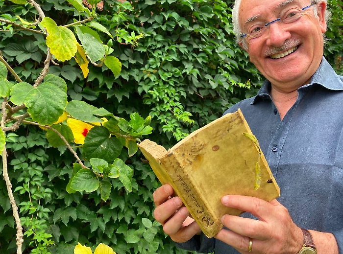 202755844-914af923-1bb6-4068-92d8-9ac6e979afdd