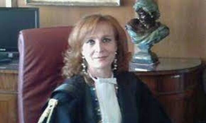 125027356-3cf0f05e-cc7b-4f17-b3cf-965db25f099d