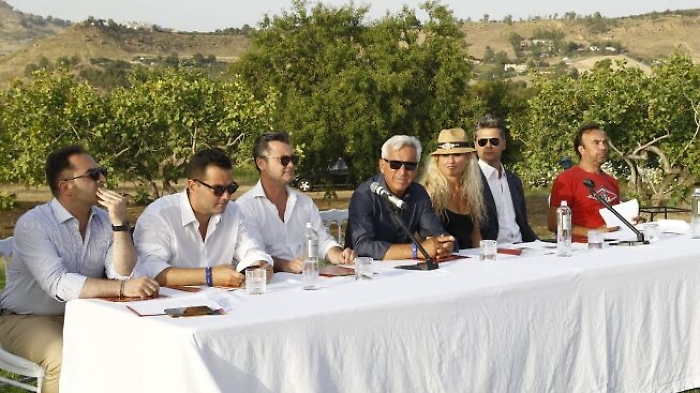 104448646-59c0aade-b561-40dd-908a-719136e7e1aa