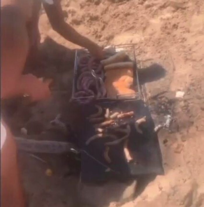 094236124-c4624fc6-e104-478c-91e2-45353d2aecaf