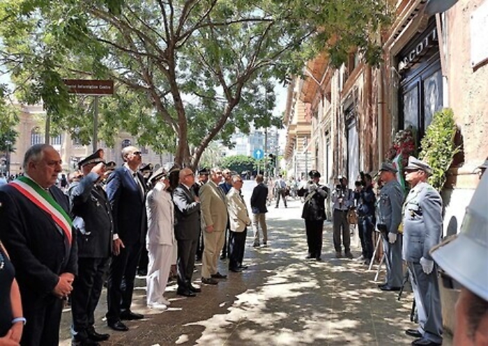 115253749-eecf4027-913f-45bc-9c16-797967fb31ef