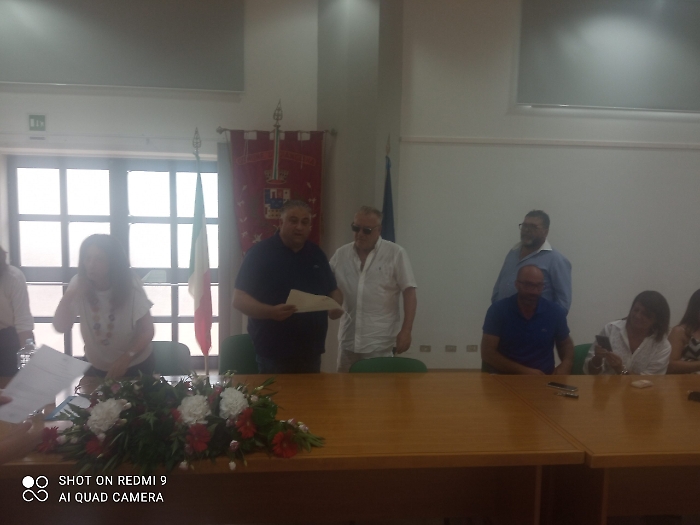 100359014-6ce1e3a7-90df-4d94-bd54-5a010ade25de