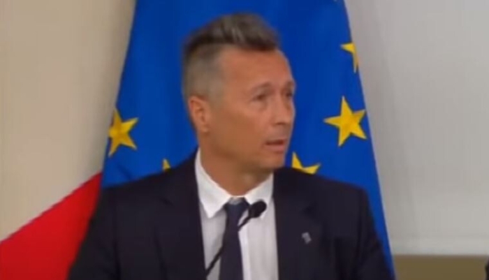 102052744-36eb02b0-3194-44af-b47d-71314ebd06e2