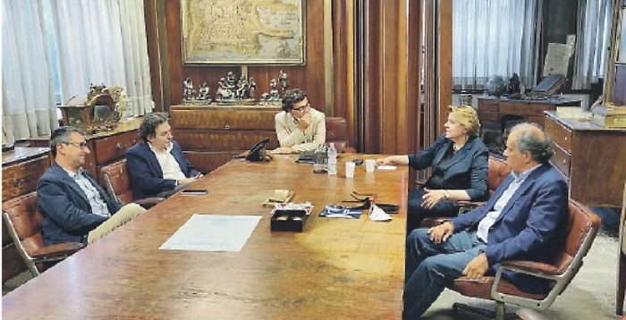 132747696-04f3b0b2-9636-4b73-b494-7e0516a0ae87