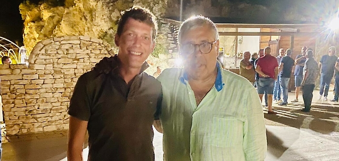 084100823-e9e8fff8-66b4-4cea-a27e-673862dc5427