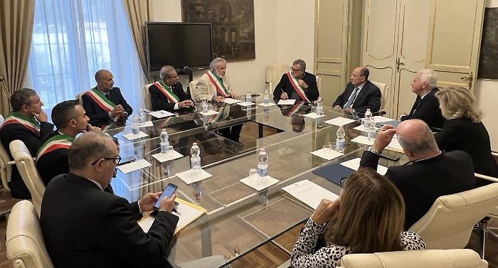 130521663-f4c99c62-3d5c-4df4-aa4b-f779c89d3ef0