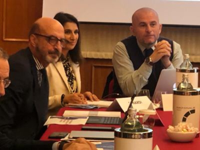 ADN20221104112829_1667558202433