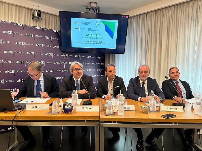 150028938-5b940acc-c1a0-4c57-8abb-d468f4759433