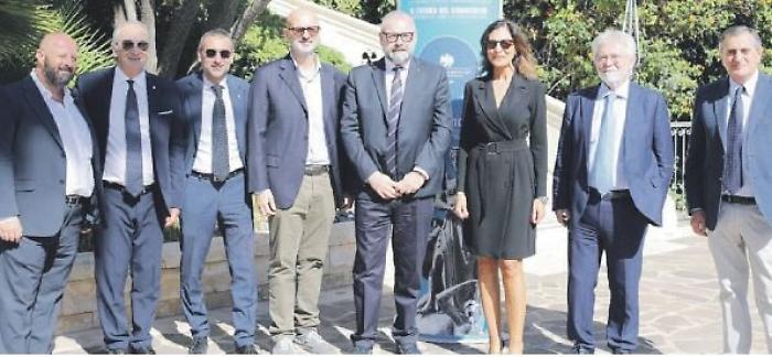 172631364-31f40820-ba54-4555-8196-917721b67b5d