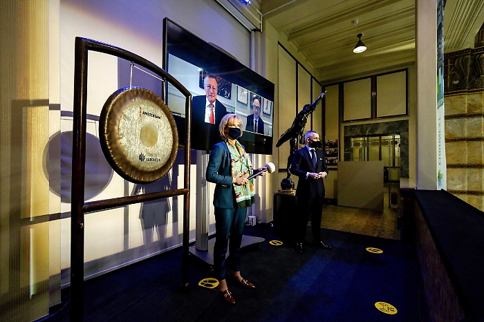 2022-11-22_122455795_1669105297394