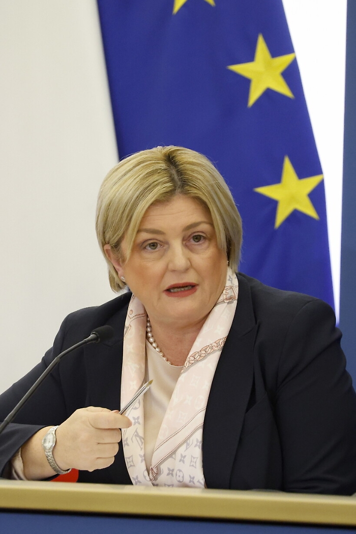 2022-11-22_122461915_1669119341732