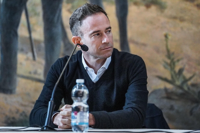 2022-11-25_125438004_1669386977056