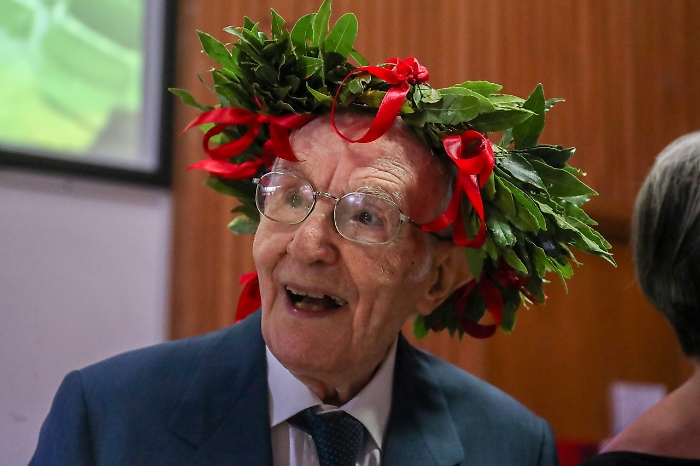 092143215-60b3fe57-ca95-44c4-9db9-f4a2ae61fdee