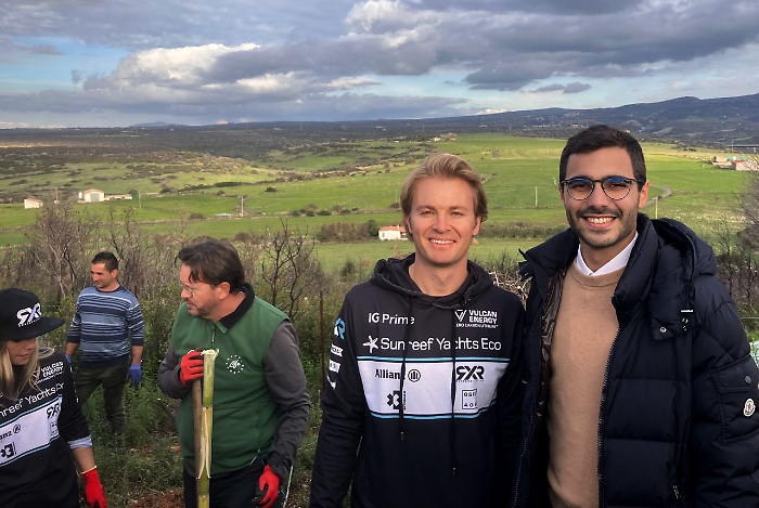 2022-12-01_101439946_1669922087039