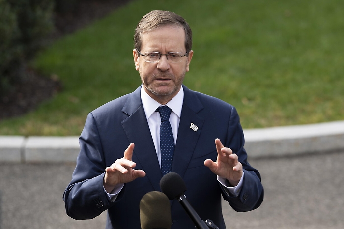 2022-12-04_104457036_1670156512535